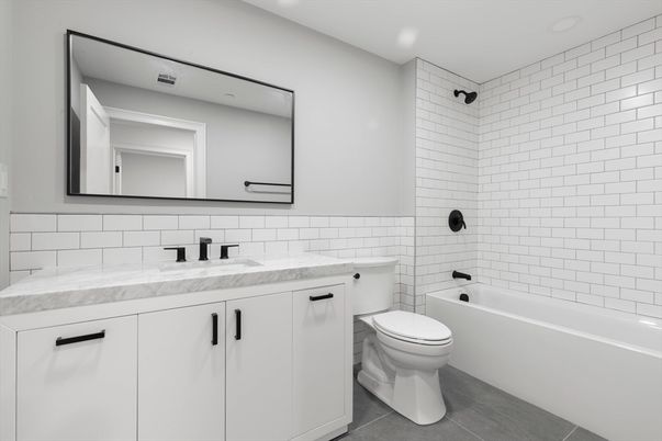 Bathroom, Interior, Recessed Lighting