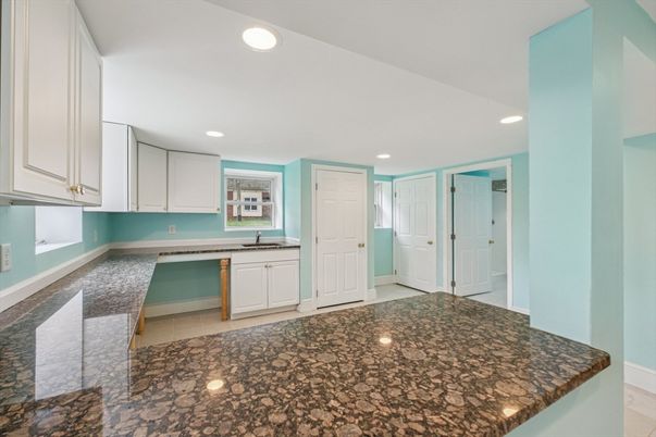 Interior, Kitchen, Recessed Lighting