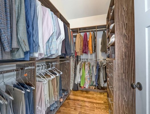 Interior, Walk-in Closets, Wood Texture Flooring