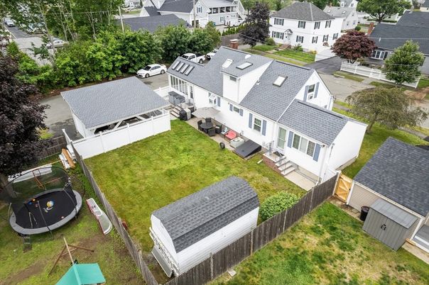 Exterior, Drone