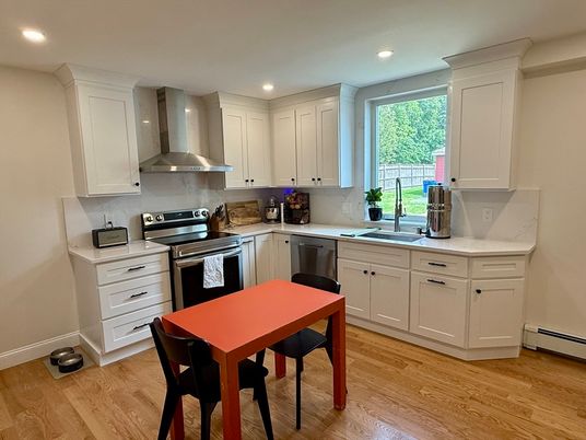 Dining room, Interior, Kitchen, Recessed Lighting, Stainless Steel Appliances, Wood Texture Flooring