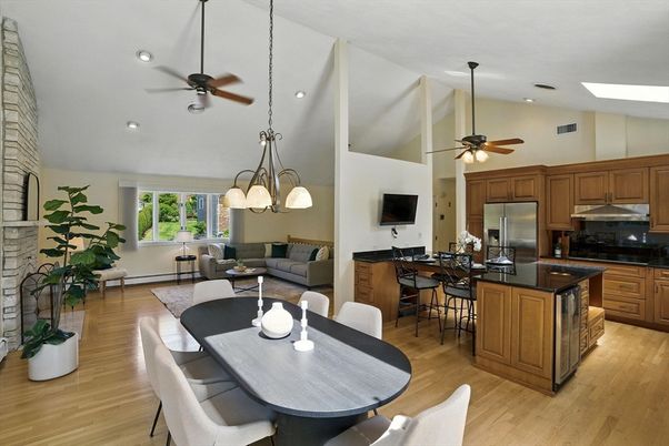 Dining room, Interior, Kitchen, Living room, Pendant Lights, Recessed Lighting, Stainless Steel Appliances, Wood Texture Flooring
