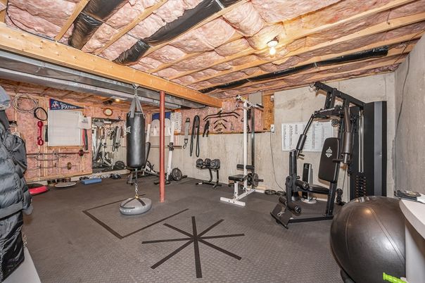 Fitness Equipment, Interior, Wooden Beams