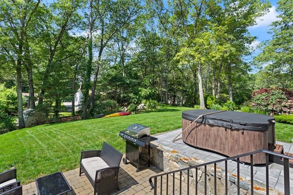 Backyard, Exterior, Hot Tub