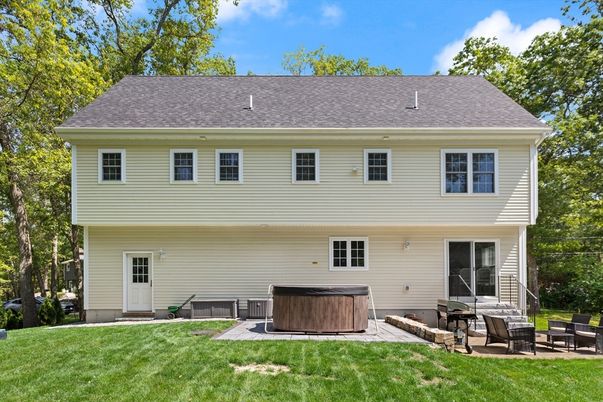 Backyard, Exterior, Hot Tub