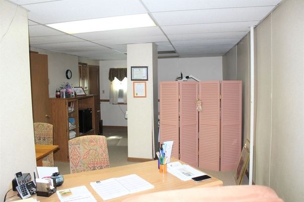 Home Office, Interior