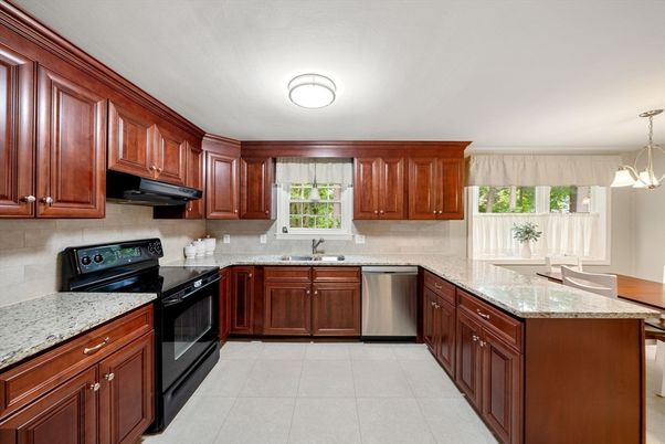 Interior, Kitchen, Pendant Lights, Stainless Steel Appliances