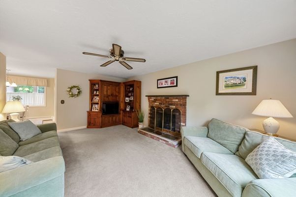 Fireplace, Interior, Living room