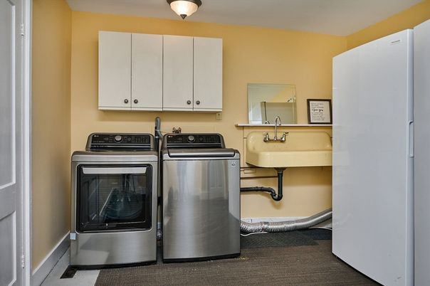 Interior, Washer