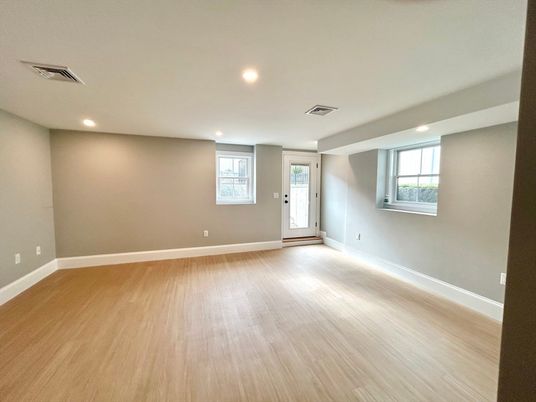 Empty room, Interior, Recessed Lighting, Wood Texture Flooring