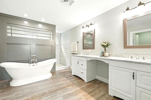 Bathroom, Dual Sink Vanities, Free Standing Baths, Interior, Recessed Lighting, Wood Texture Flooring