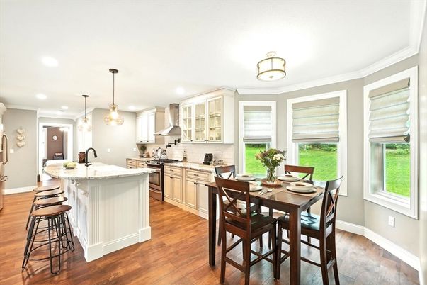 Dining room, Interior, Kitchen, Pendant Lights, Recessed Lighting, Wood Texture Flooring