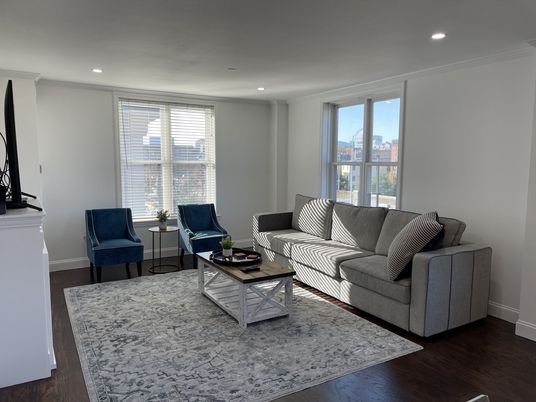 Interior, Living room, Recessed Lighting, Wood Texture Flooring