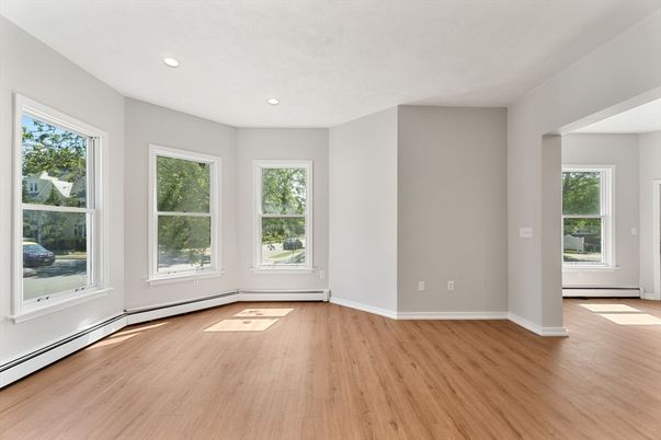 Empty room, Interior, Recessed Lighting, Wood Texture Flooring