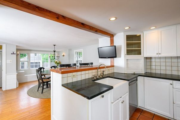Dining room, Interior, Kitchen, Recessed Lighting, Wooden Beams, Wood Texture Flooring