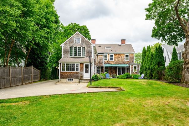 Backyard, Exterior, Facade, Cape Cod