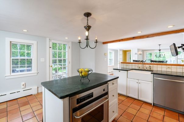 Chandelier, Interior, Kitchen, Pendant Lights, Recessed Lighting, Stainless Steel Appliances, Tile Countertops