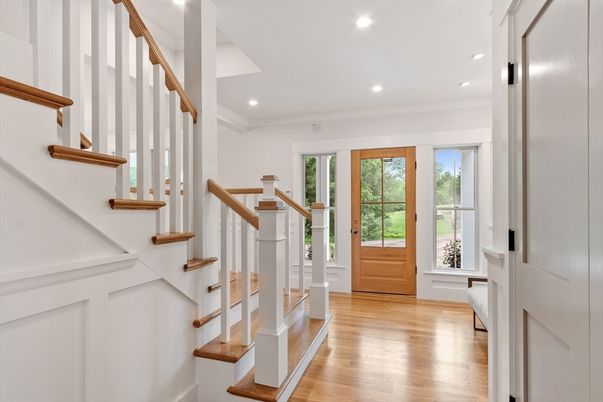 Interior, Recessed Lighting, Wood Texture Flooring
