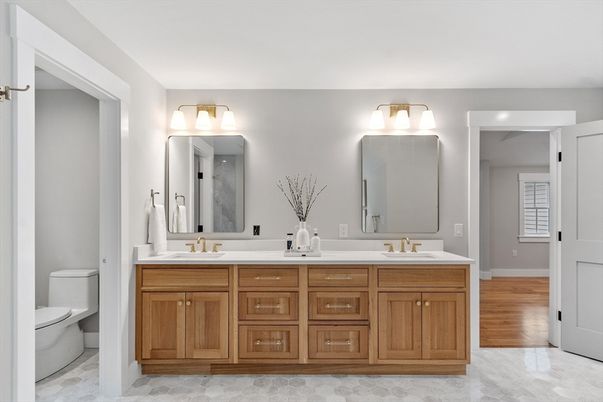 Bathroom, Dual Sink Vanities, Interior, Wood Texture Flooring