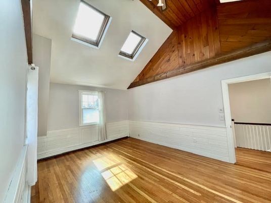 Empty room, Interior, Wooden Ceilings, Wood Texture Flooring