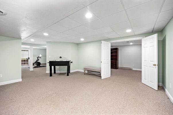 Fitness Equipment, Interior, Recessed Lighting