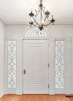 Chandelier, Interior, Wood Texture Flooring