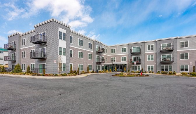 Exterior, Facade, Condo Building