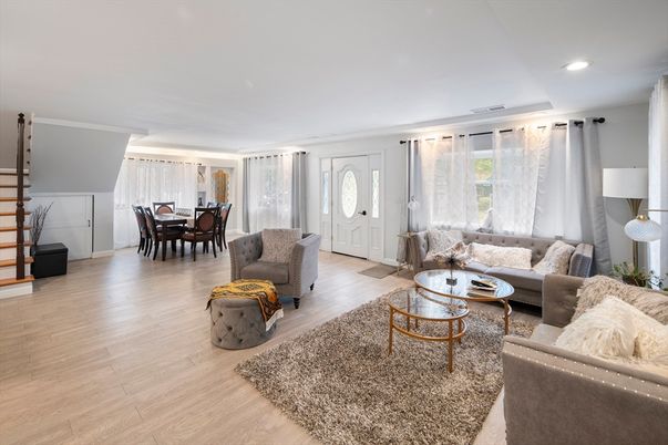 Dining room, Interior, Living room, Recessed Lighting, Wood Texture Flooring