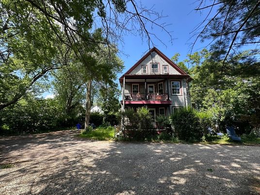 Backyard, Exterior, Facade, Queen Anne Victorian
