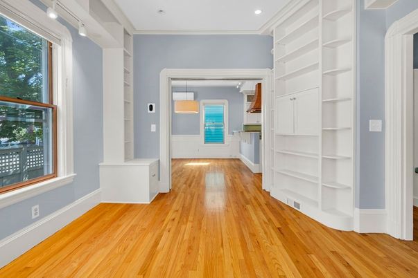 Interior, Pendant Lights, Recessed Lighting, Wood Texture Flooring