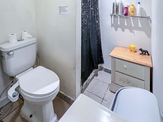 Bathroom, Interior, Tile Countertops