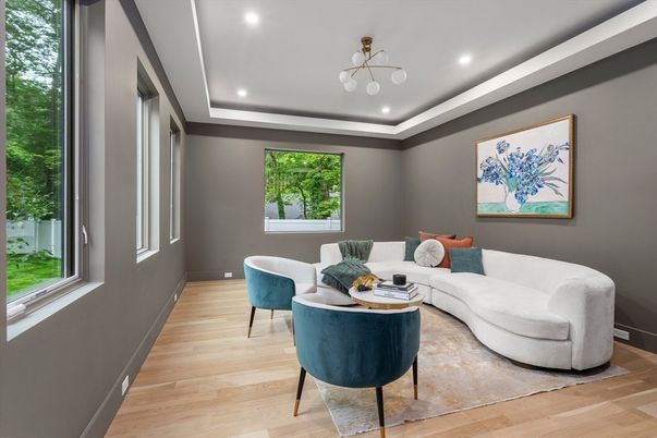 Interior, Living room, Recessed Lighting, Wood Texture Flooring
