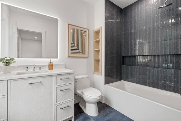 Bathroom, Interior, Recessed Lighting