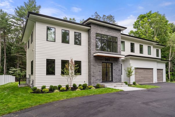 Attached, Exterior, Facade, Brick Facade, Rowhouse