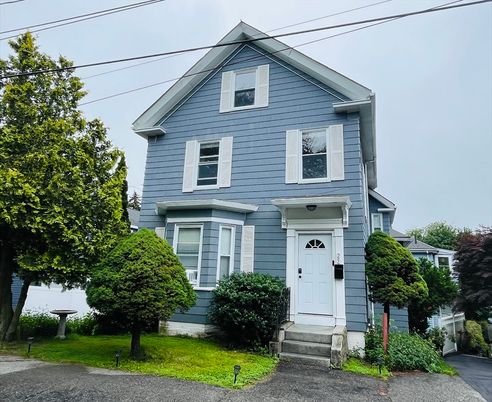 Exterior, Facade, Queen Anne Victorian