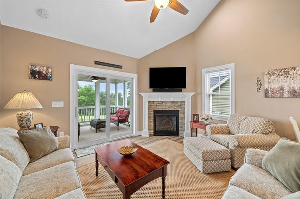 Fireplace, Interior, Living room