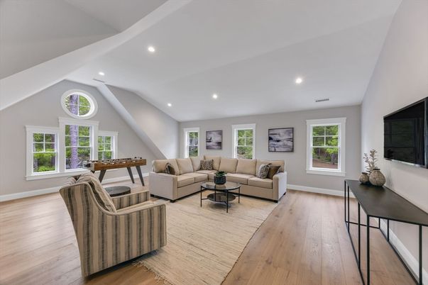 Interior, Living room, Recessed Lighting, Wood Texture Flooring
