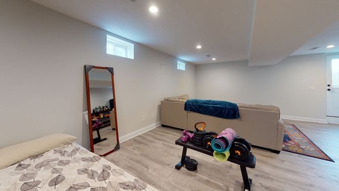 Fitness Equipment, Interior, Recessed Lighting, Wood Texture Flooring