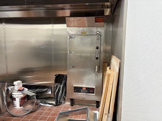Elevator, Interior