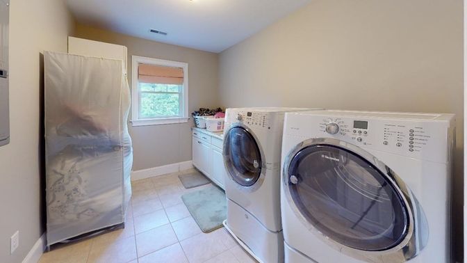 Interior, Washer
