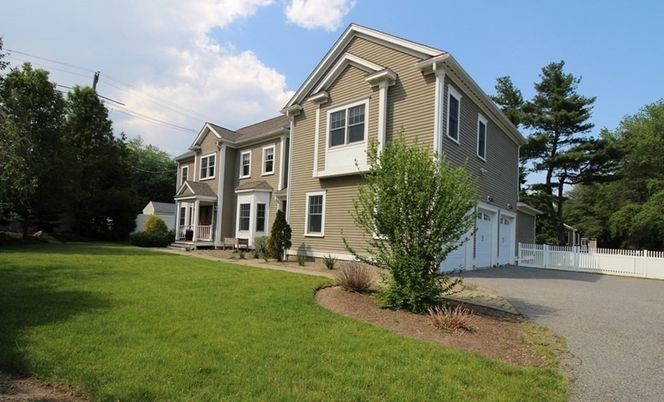 Attached, Backyard, Exterior, Facade, Rowhouse
