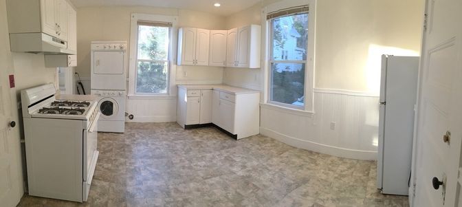 Interior, Kitchen, Recessed Lighting, Washer