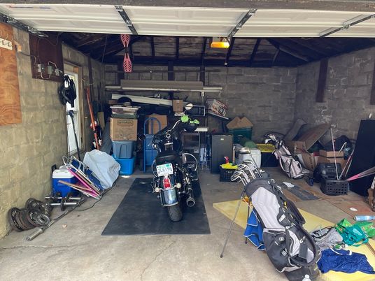 Garage, Interior, Stone Walls