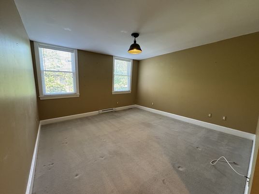 Empty room, Interior, Pendant Lights