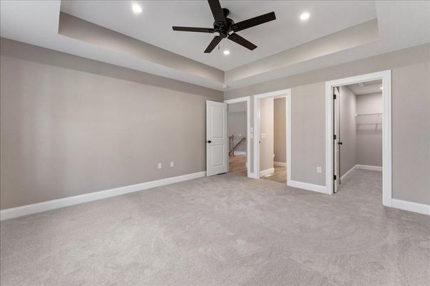 Empty room, Interior, Recessed Lighting