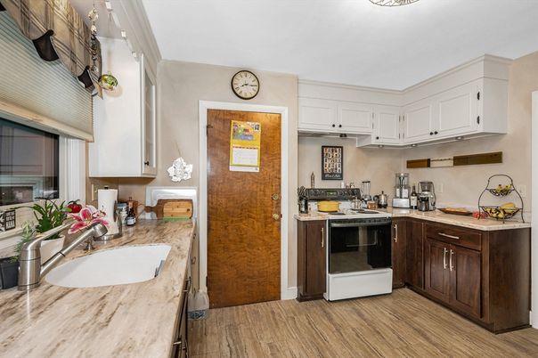 Interior, Kitchen, Wood Texture Flooring