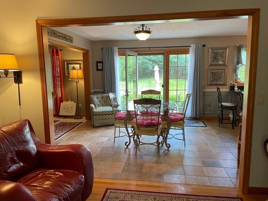 Dining room, Interior