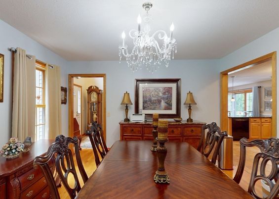 Chandelier, Dining room, Interior