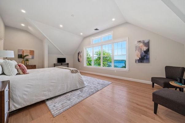 Bedroom, Interior, Recessed Lighting, Water, Wood Texture Flooring