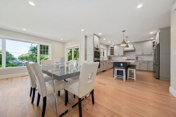 Dining room, Interior, Kitchen, Pendant Lights, Recessed Lighting, Stainless Steel Appliances, Wood Texture Flooring